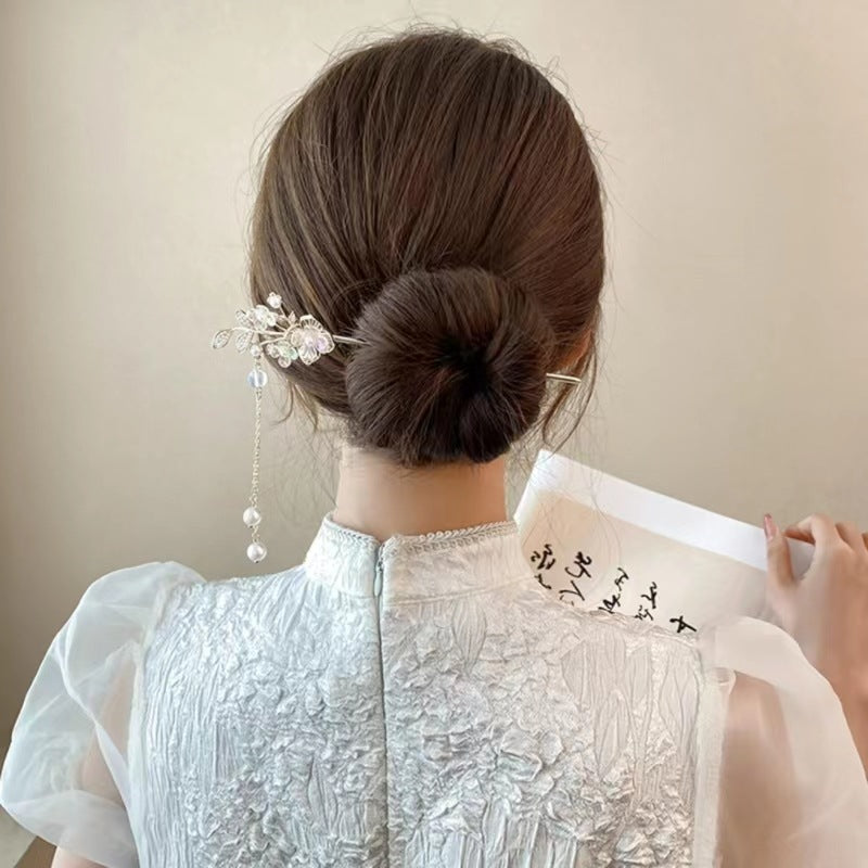 Lily of the Valley Hairpin – Elegant Floral Step Hair Clip