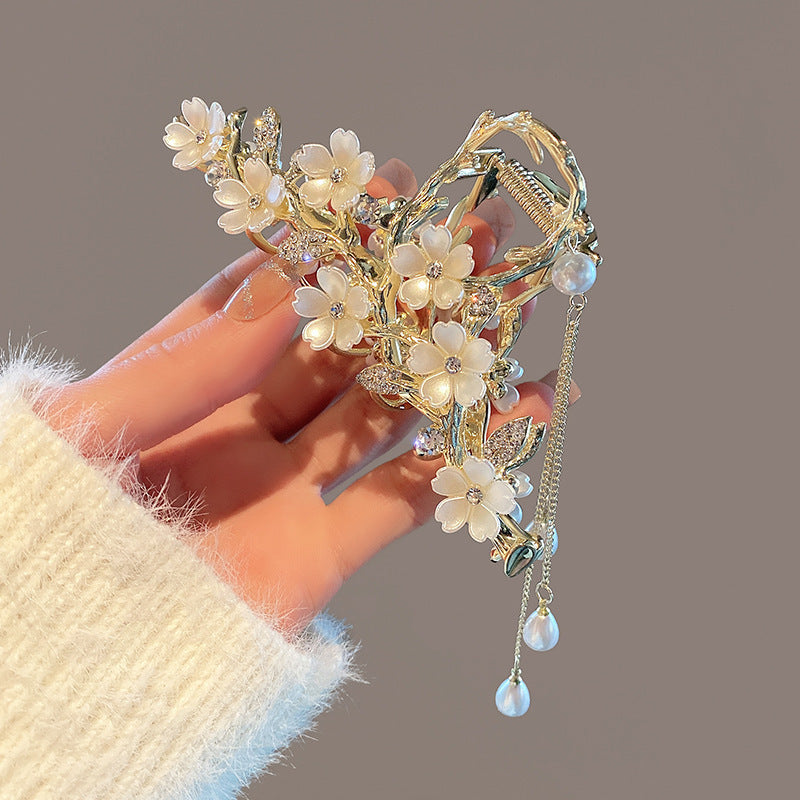 Luxury Pearl Orchid Hair Clip – Decorative Tassel Hairpin for Women